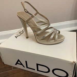 Champagne Strappy Heels. Perfect for pageants!
